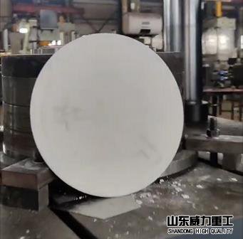 500吨四柱油压机一次成型陶瓷片
